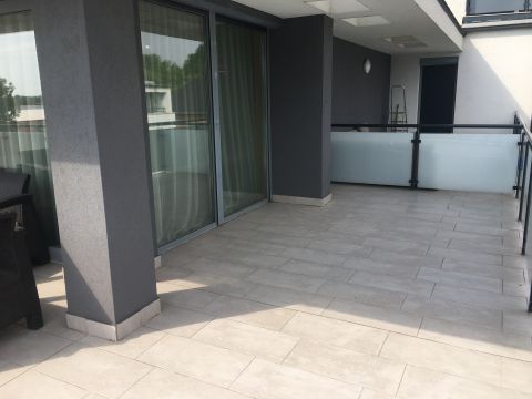 Kiadó Lakás 6000 Kecskemét NAGY TERASZOS,gyönyörű lakás kiadó!