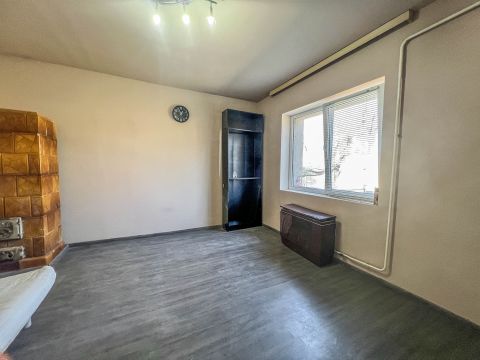 Eladó Ház 1097 Budapest 9. kerület Jó állapotú kertes házrész nyugodt környéken