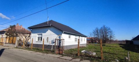 Eladó Ház 5430 Tiszaföldvár 5430 Tiszaföldvár, Csendes