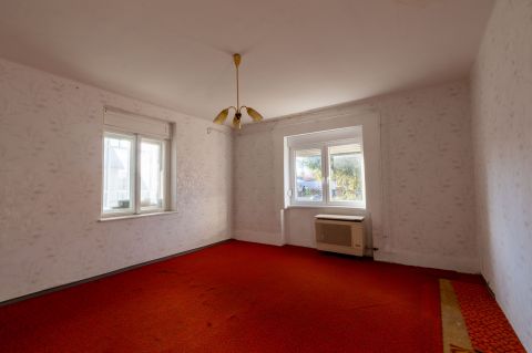 Eladó Ház 8074 Csókakő 