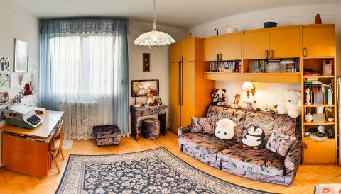 Eladó Lakás 6000 Kecskemét , Tégla építésű,2 szobás,erkélyes lakás a belváros peremén!