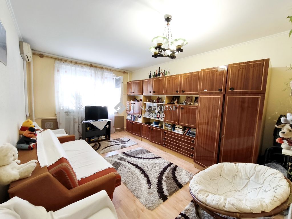 2400 Dunaújváros , Dózsa II. városrészben, 4. emeleti, erkélyes lakás eladó! — 1/24