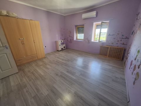 Eladó Ház 6112 Pálmonostora , Jó állapotú, 3 szobás ház új villanyhálózattal