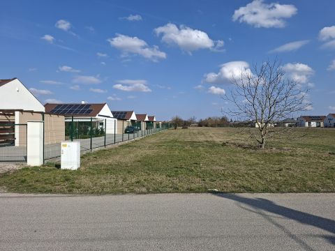 Eladó Telek 8000 Székesfehérvár , Feketehegyen