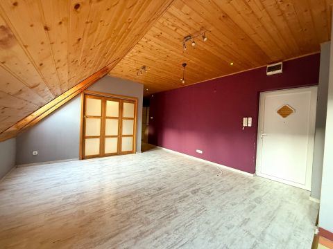 Eladó Lakás 8000 Székesfehérvár Romkert közelében