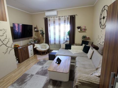 Eladó Ház 1172 Budapest 17. kerület , Rákosliget központjában kétgenerációs családi ház