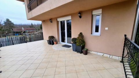 Eladó Ház 2162 Őrbottyán Önálló családi ház nagy telekkel