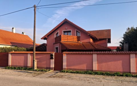 Eladó Ház 2509 Esztergom 