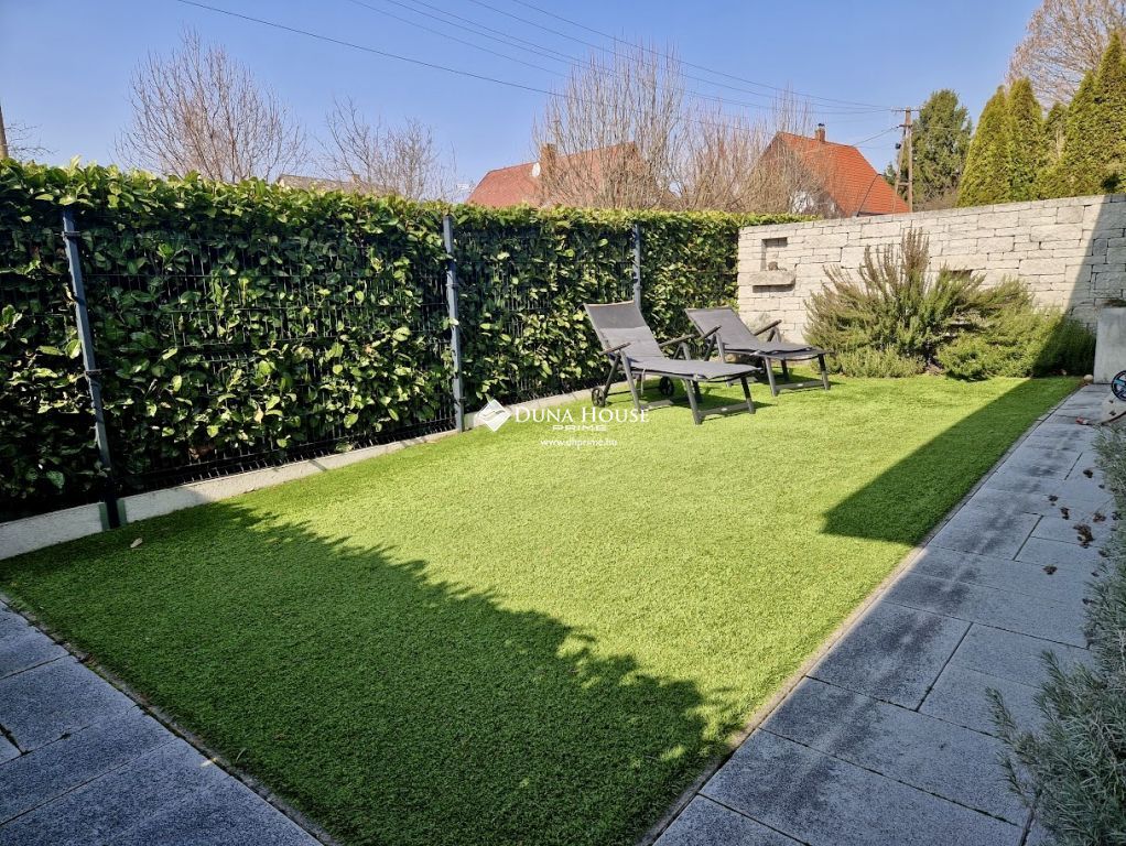 Eladó lakás, Vonyarcvashegy