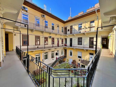 Eladó Lakás 1092 Budapest 9. kerület 