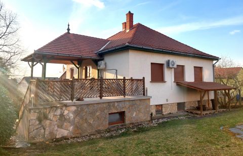 Eladó Ház 7400 Kaposvár Géza utca, 