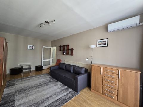 Kiadó Lakás 7632 Pécs 