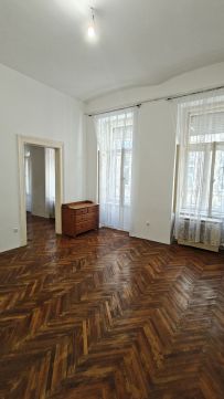 Eladó Lakás 1076 Budapest 7. kerület 