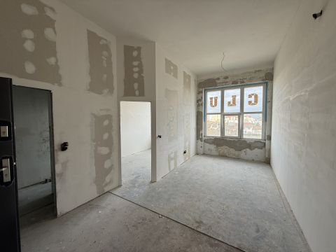 Eladó Iroda 1211 Budapest 21. kerület , Csepeli hévmegálló közelében