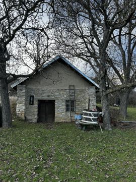 Eladó Telek 8245 Pécsely , szőlőbirtok