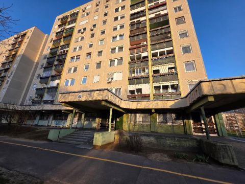 Eladó Lakás 4031 Debrecen , 4031 Debrecen, Kishegyesi út