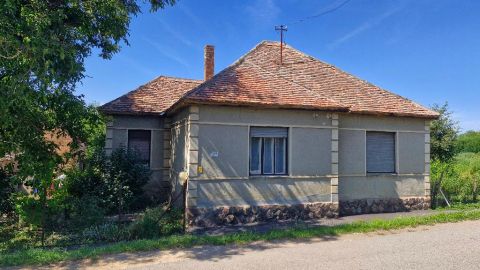 Eladó Ház 7671 Zók , 7671 Zók, családi házas