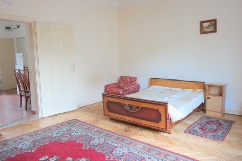 Eladó Lakás 1194 Budapest 19. kerület Felújított társasházi lakás+90nm kizárólagos kert+autóbeálló