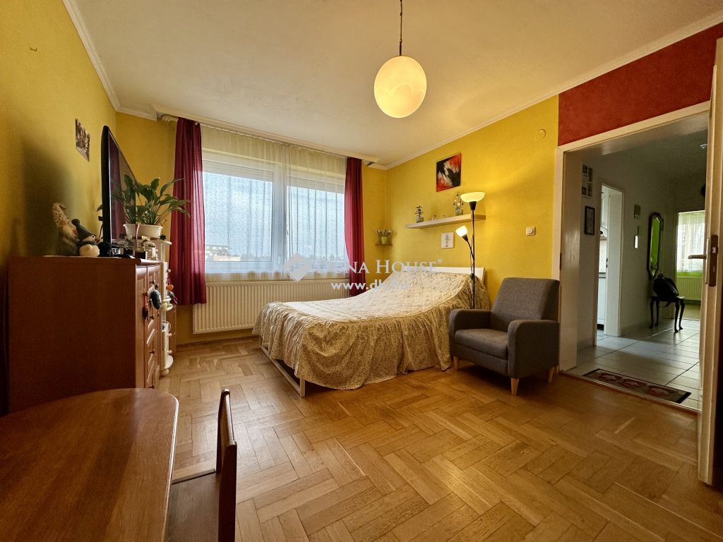 1152 Budapest 15. kerület , Jó elosztású, világos lakás a Pólus Center közelében. — 1/6