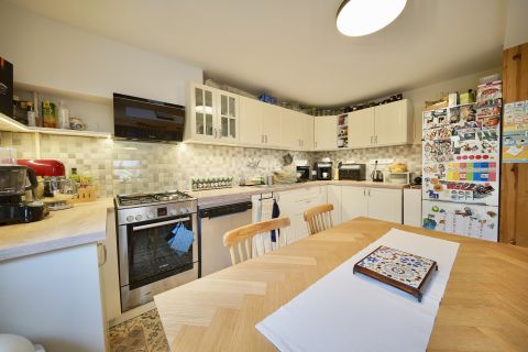 Eladó Lakás 2040 Budaörs 