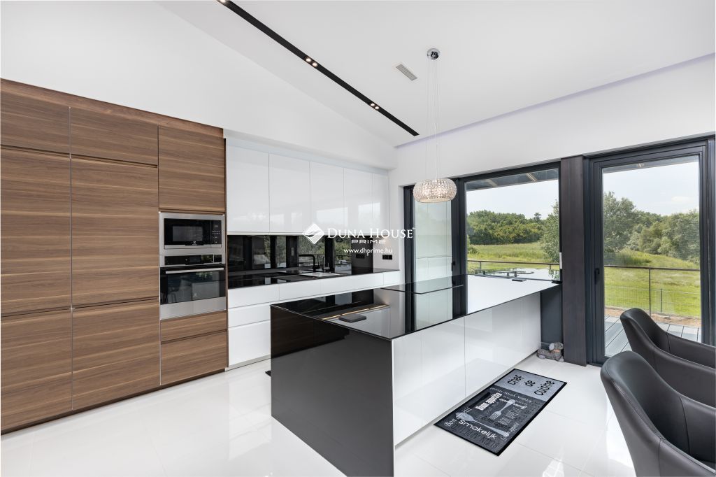 Eladó ház, Piliscsaba