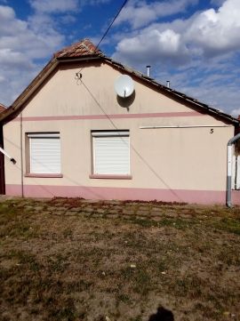 Eladó Ház 6456 Madaras , Madaras csendes 