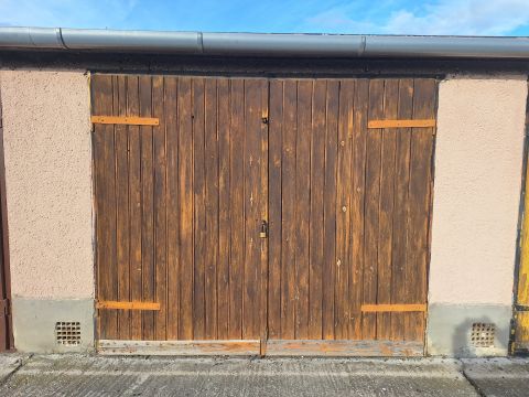 Eladó Tároló/Raktár 9025 Győr , Bercsényi liget környéke