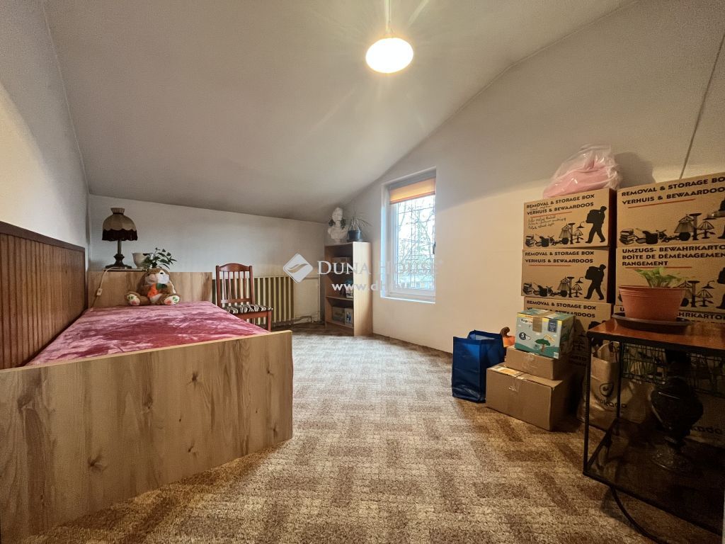 1044 Budapest , Újpest — 1/27