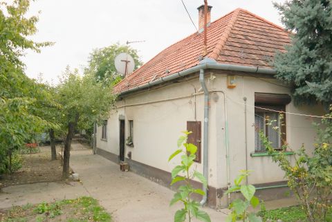 Eladó Ház 2315 Szigethalom , Alkalmi ár! Szigethalom alsó HÉV-től 3 percre 2 ház 1 telken