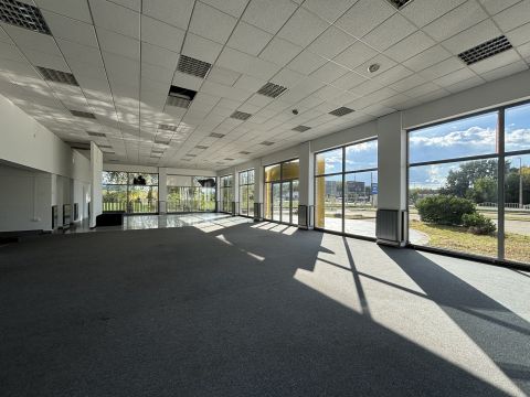 Eladó Ipari 2500 Esztergom 