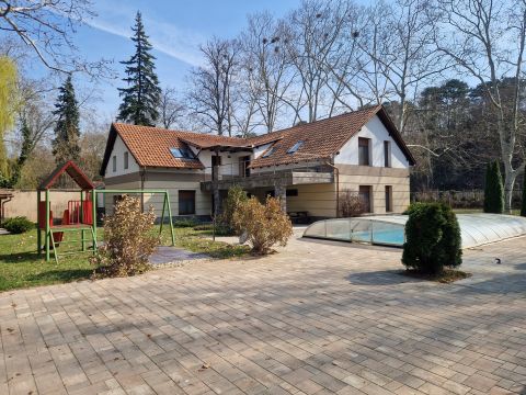 Eladó Ház 8636 Balatonszemes , Balatonparttól 150 méterre