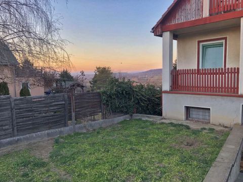 Eladó Ház 2146 Mogyoród , Kukukkhegy