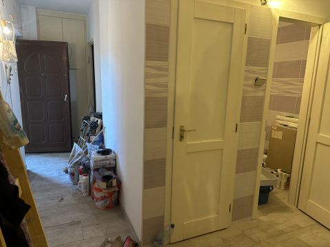 Eladó Lakás 1102 Budapest 10. kerület , 2 külön nyíló szobás, felújított lakás eladó liftes házban!