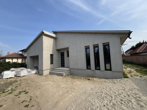 Eladó Ház 6000 Kecskemét , Stílusos újépítésű álomotthon Hunyadivárosban