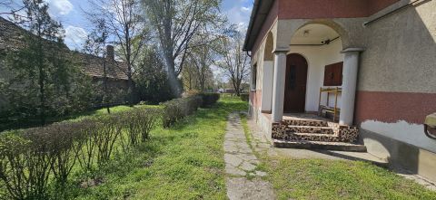 Eladó Ház 2200 Monor 