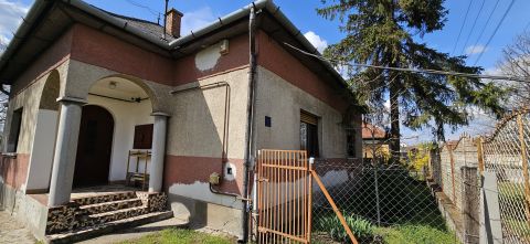 Eladó Ház 2200 Monor 