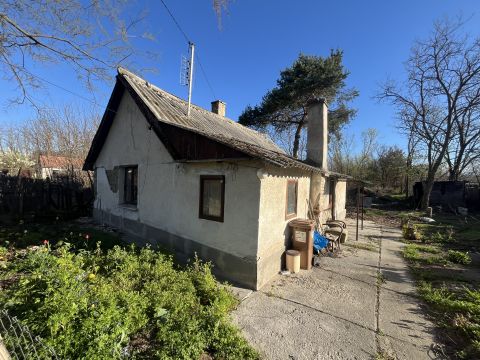 Eladó Ház 2723 Nyáregyháza , Károlytelep