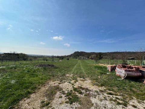 Eladó Ház 8083 Csákvár Csákvár külterületén