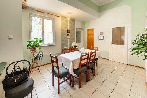 Eladó Ház 6050 Lajosmizse Lajosmizse szélén modernizált kisbirtok eladó