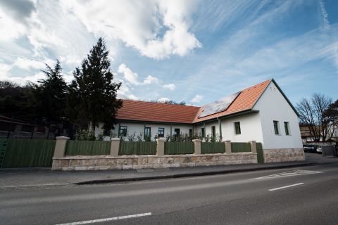 Kiadó Lakás 2011 Budakalász Budakalász