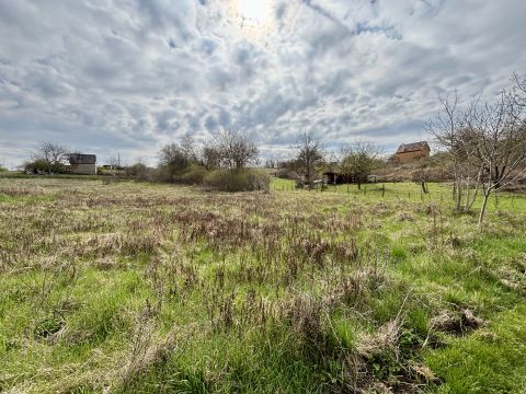 Eladó Telek 2536 Nyergesújfalu 