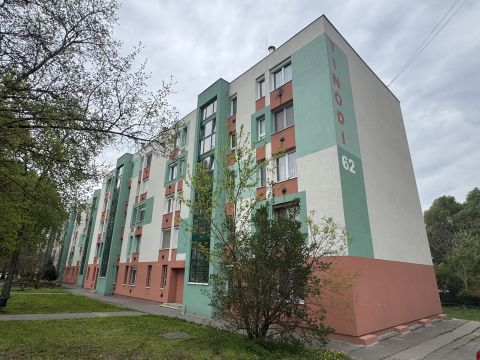 Eladó Lakás 1184 Budapest 18. kerület , SZIGETELT HÁZ, 49 nm, 2 szoba , KLÍMA , parkos környezet 