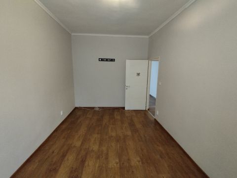 Kiadó Lakás 2800 Tatabánya 