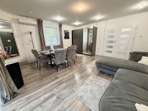 Eladó Lakás 1141 Budapest 14. kerület Erkélyes, felújított lakás Zugló kertvárosi részében