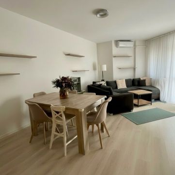 Eladó Lakás 1142 Budapest 14. kerület , Tágas, világos lakás a Levendula lakóparkban