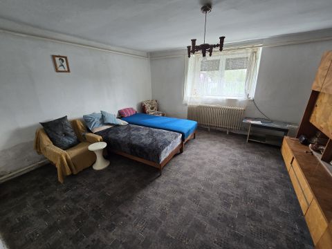 Eladó Ház 2433 Sárosd , Sárosd csendes, nyugodt utcájában 79.5 nm-es ház