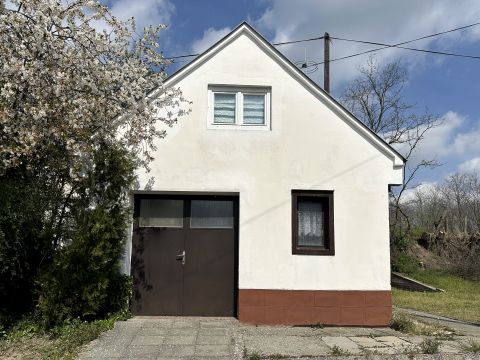 Eladó Mezőgazdasági 6345 Nemesnádudvar , Nemesnádudvar - kedvelt pincesoron