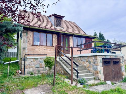 Eladó Ház 2000 Szentendre , Pimányhegy lábánál