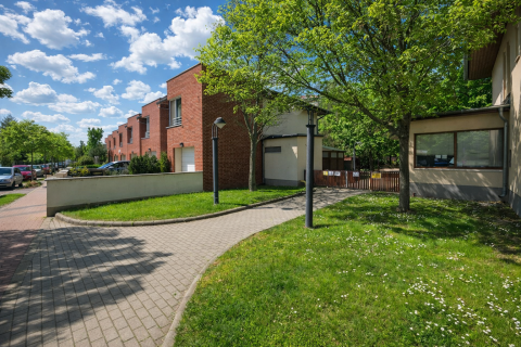 Eladó Lakás 1047 Budapest 4. kerület , Újpest Juharliget zárt lakópark 3 szobás 1.emeleti lakás