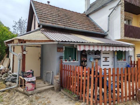 Eladó Ház 2073 Tök 2073 Tök, Falu széle